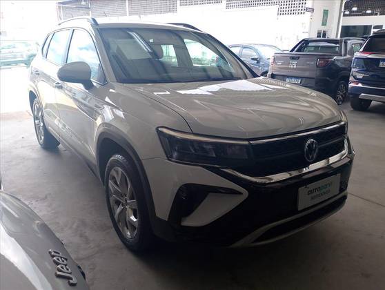 VOLKSWAGEN TAOS 1.4 250 TSI TOTAL FLEX COMFORTLINE AUTOMÁTICO